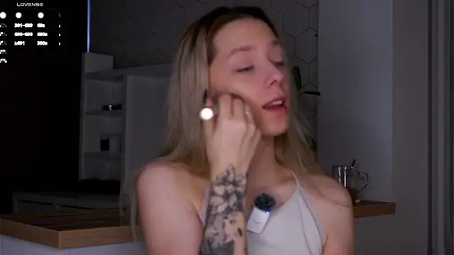 LeeryWonder online show from 04-03-26, 01:45