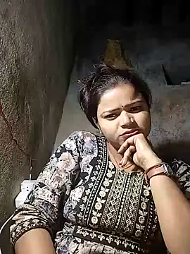 Snapshot of Aisamasti chatting on 02-10-26, 04:39 Aisamasti online show from 02-10-26, 04:39