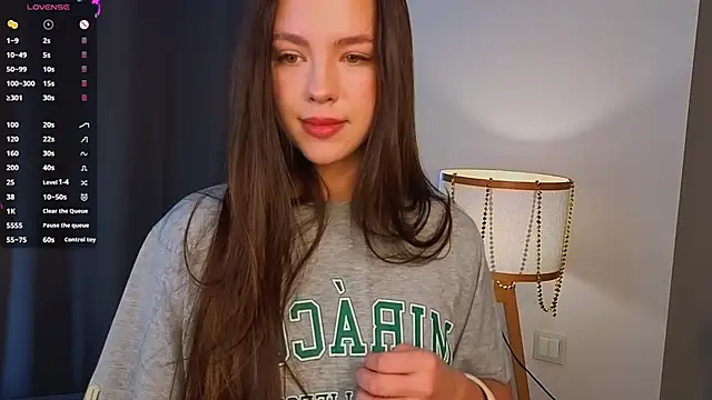 Snapshot of MeiLiscio chatting on 02-22-26, 06:27 MeiLiscio online show from 02-22-26, 06:27