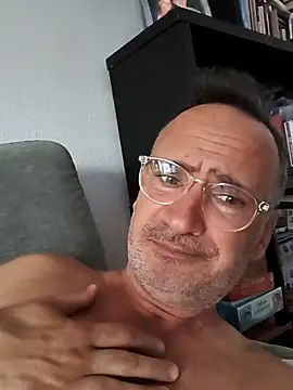 bobo672 online show from 03-17-26, 06:49
