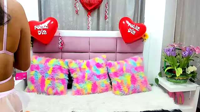 Keiry Paloma online show from 02-13-26, 01:55