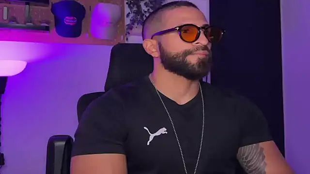 SamDornan51 online show from 03-30-26, 01:29