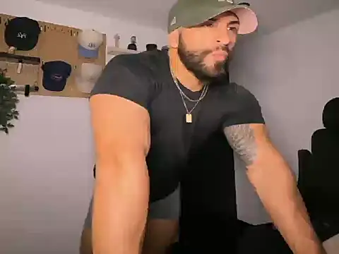 Snapshot of SamDornan51 chatting on 02-26-26, 12:54 SamDornan51 online show from 02-26-26, 12:54