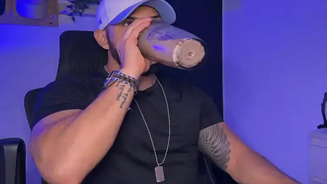 SamDornan51 online show from 03-19-26, 01:27