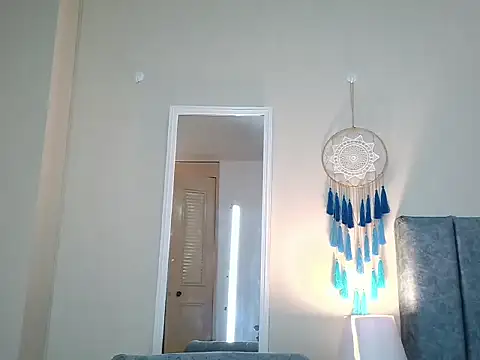 NatalyGuzman26 online show from 04-14-26, 11:26