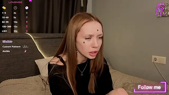 Snapshot of CarmenScott chatting on 02-20-26, 08:22 CarmenScott online show from 02-20-26, 08:22