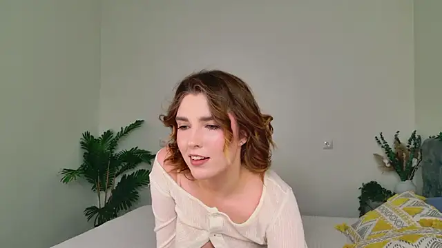 Snapshot of mmm__yes chatting on 02-03-26, 01:27 mmm yes online show from 02-03-26, 01:27