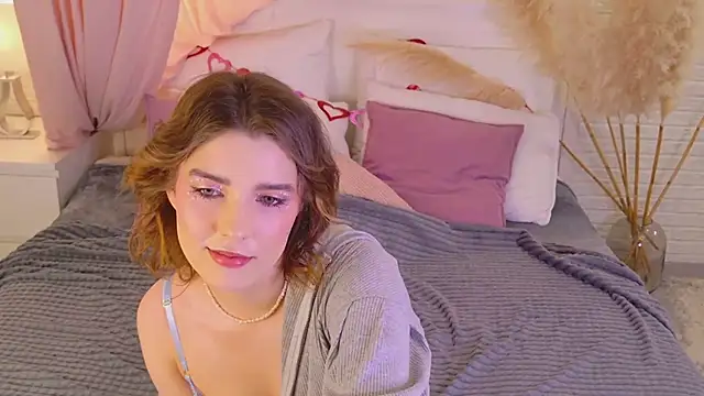 Snapshot of mmm__yes chatting on 02-12-26, 01:55 mmm yes online show from 02-12-26, 01:55