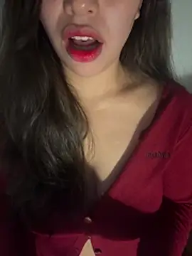 Snapshot of QuynhAnh_2k1 chatting on 02-14-26, 05:13 QuynhAnh 2k1 online show from 02-14-26, 05:13