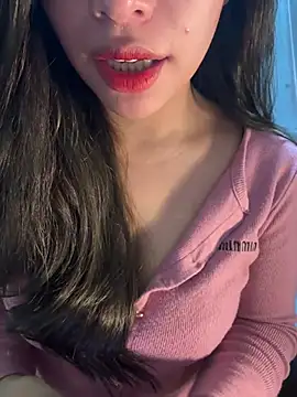 Snapshot of QuynhAnh_2k1 chatting on 02-26-26, 08:47 QuynhAnh 2k1 online show from 02-26-26, 08:47