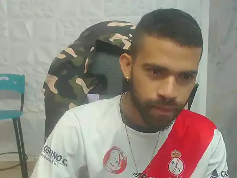 Snapshot of chacorta_ chatting on 02-19-26, 01:41 chacorta online show from 02-19-26, 01:41