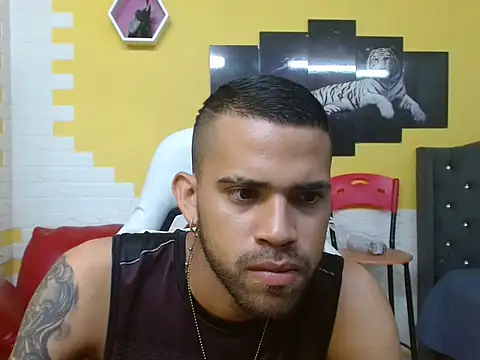 Snapshot of chacorta_ chatting on 05-13-26, 12:50 chacorta online show from 05-13-26, 12:50