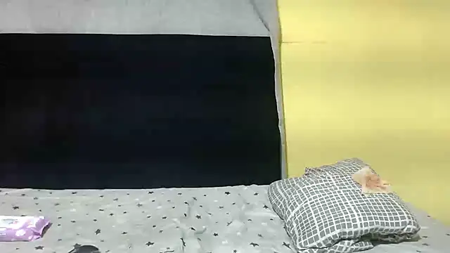 Snapshot of JinglynJuicy22 chatting on 02-26-26, 08:20 JinglynJuicy22 online show from 02-26-26, 08:20