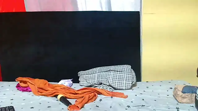 Snapshot of JinglynJuicy22 chatting on 02-28-26, 08:36 JinglynJuicy22 online show from 02-28-26, 08:36