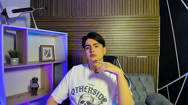 Snapshot of noahWolff_ chatting on 02-26-26, 05:40 noahWolff online show from 02-26-26, 05:40