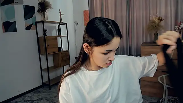 Snapshot of AvantgardAlone chatting on 02-08-26, 09:40 AvantgardAlone online show from 02-08-26, 09:40