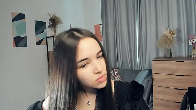 Snapshot of AvantgardAlone chatting on 02-16-26, 08:35 AvantgardAlone online show from 02-16-26, 08:35