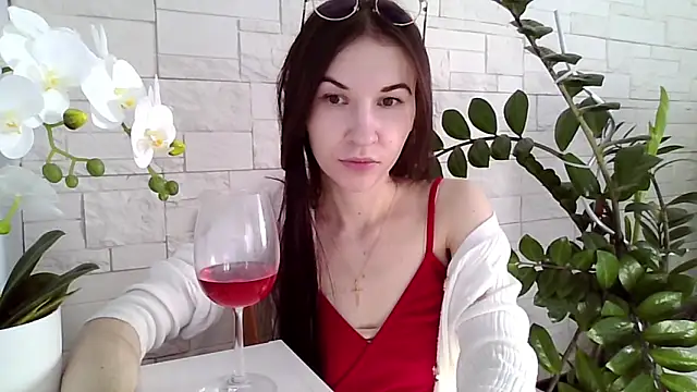 JuliaLovely online show from 02-28-26, 02:50