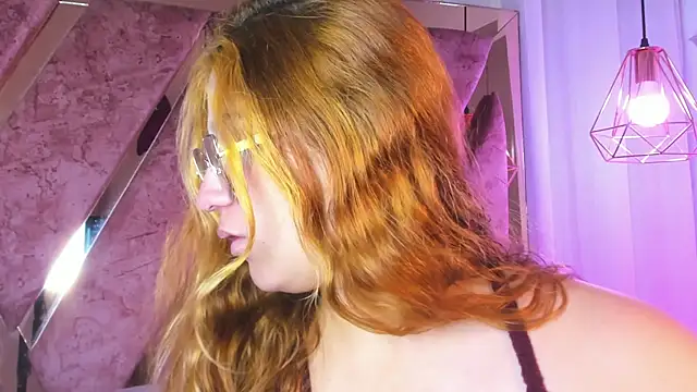 Snapshot of shantal_cooper_ chatting on 02-07-26, 07:33 shantal cooper online show from 02-07-26, 07:33