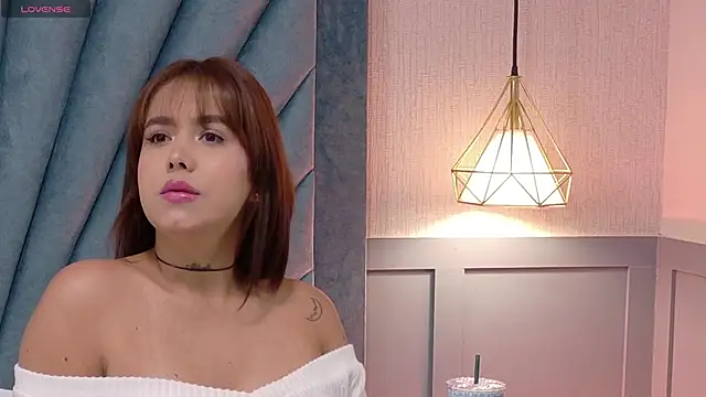 Annia-Greco online show from 02-04-26, 03:07