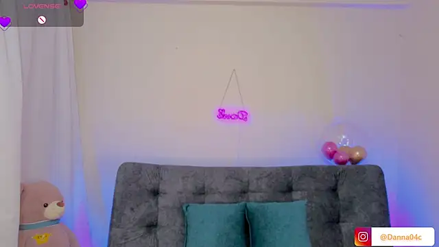 DannaCouper  online show from 04-02-26, 03:41