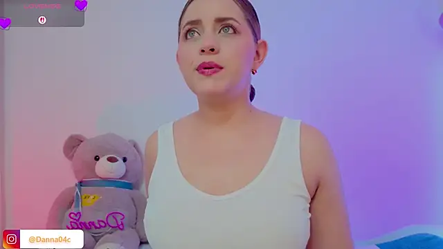 DannaCouper  online show from 05-19-26, 10:55