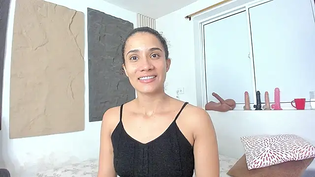 Snapshot of marian_rios chatting on 02-23-26, 11:11 marian rios online show from 02-23-26, 11:11