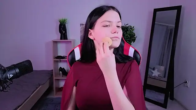 Maria trend online show from 02-18-26, 04:58