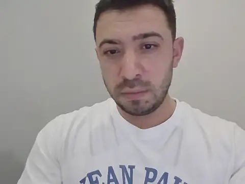 Snapshot of hessds34 chatting on 02-05-26, 06:48 hessds34 online show from 02-05-26, 06:48