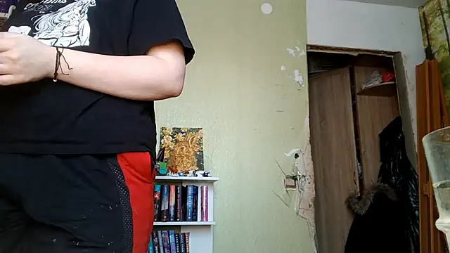 Snapshot of VannessaDillenbeck chatting on 02-18-26, 07:17 VannessaDillenbeck online show from 02-18-26, 07:17