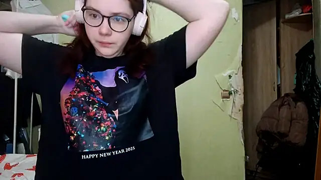 Snapshot of VannessaDillenbeck chatting on 02-28-26, 06:13 VannessaDillenbeck online show from 02-28-26, 06:13