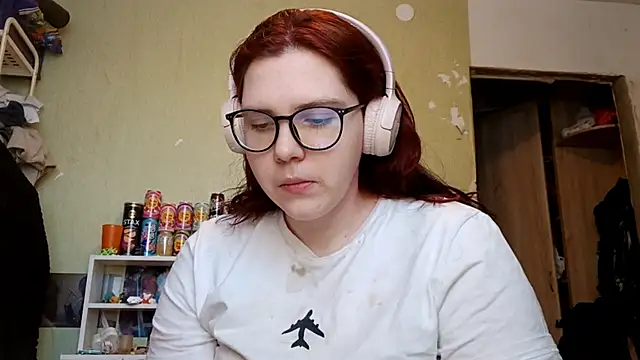 Snapshot of VannessaDillenbeck chatting on 02-02-26, 09:30 VannessaDillenbeck online show from 02-02-26, 09:30