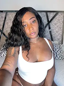 Denise wolfe21 online show from 02-10-26, 06:51