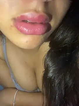 Nour-Lina online show from 05-23-26, 05:34