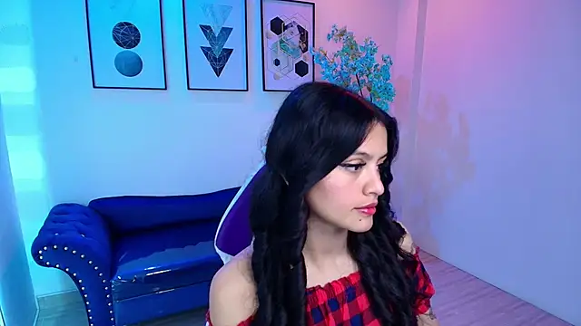 Maddie T18 online show from 05-28-26, 11:27
