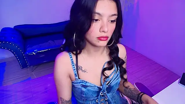 Maddie T18 online show from 04-08-26, 11:33