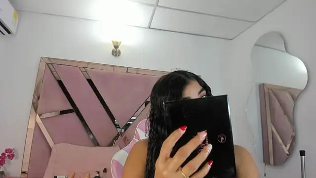 honeyhtx online show from 07-19-26, 12:35