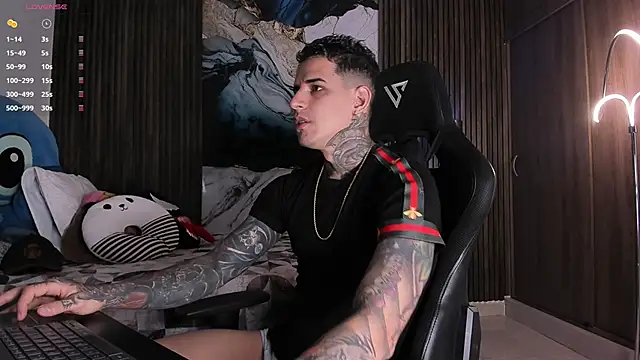 trisstann  online show from 03-25-26, 04:39