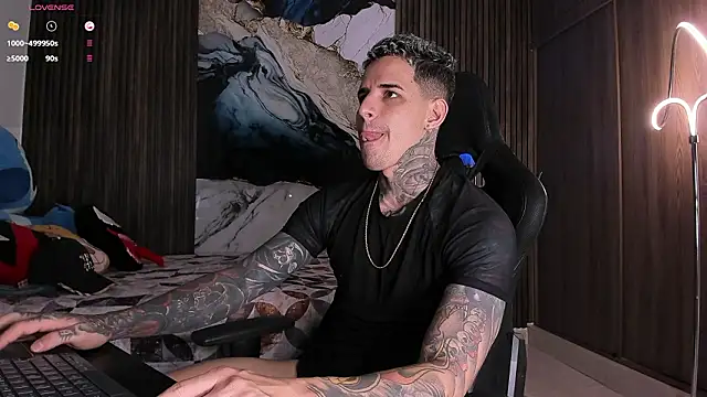 trisstann  online show from 03-11-26, 11:43