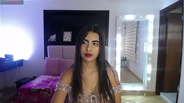 Snapshot of Perla_lovely_ chatting on 02-19-26, 08:06 Perla lovely online show from 02-19-26, 08:06