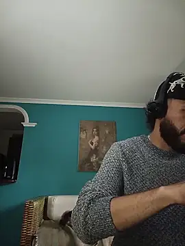 Snapshot of kauzZhomi chatting on 02-25-26, 01:11 kauzZhomi online show from 02-25-26, 01:11