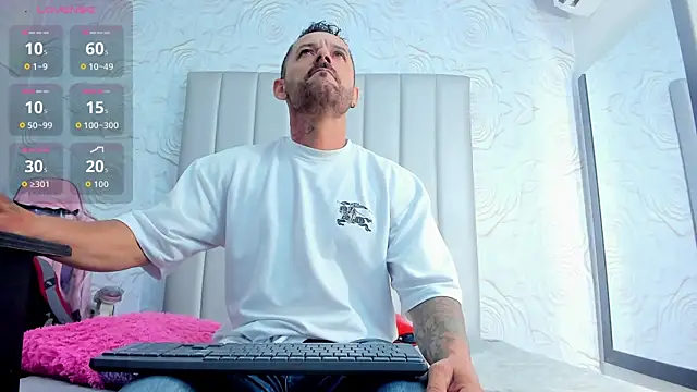 Snapshot of HardenedDad chatting on 02-23-26, 07:58 HardenedDad online show from 02-23-26, 07:58