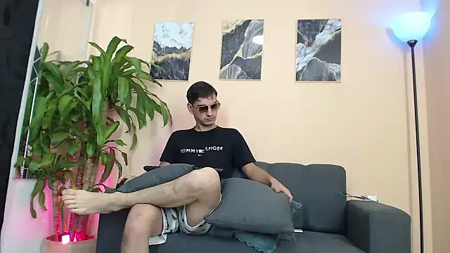 DesiresOfOlympus  online show from 03-04-26, 07:54