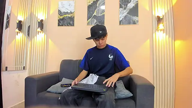 DesiresOfOlympus  online show from 05-02-26, 08:14