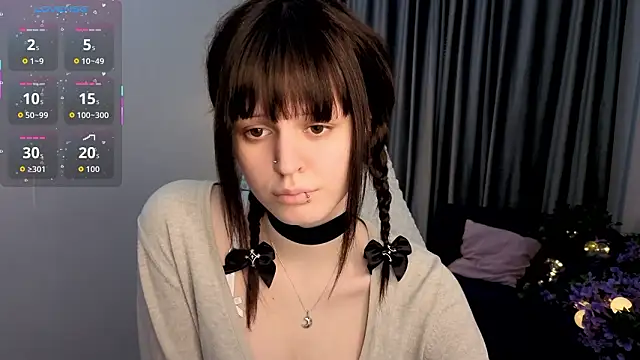 Snapshot of michelewild chatting on 02-09-26, 09:35 michelewild online show from 02-09-26, 09:35