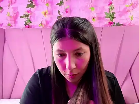 EmberCooper  online show from 02-05-26, 01:34