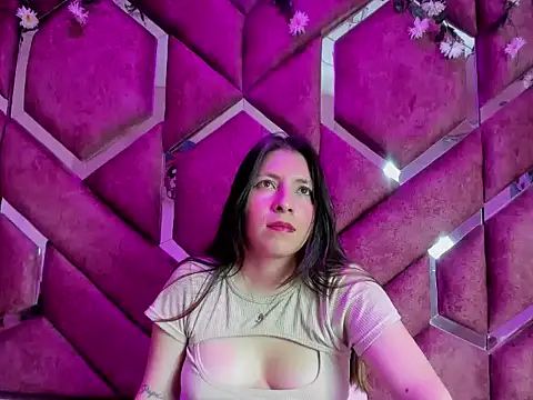 EmberCooper  online show from 04-15-26, 01:55