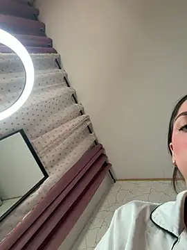 BambiRoses online show from 07-06-26, 04:19