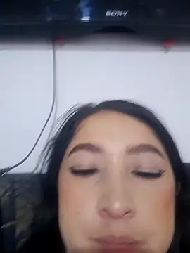 Snapshot of Maitebigboobs chatting on 02-25-26, 11:04 Maitebigboobs online show from 02-25-26, 11:04