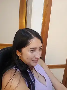 Snapshot of Maitebigboobs chatting on 02-04-26, 11:00 Maitebigboobs online show from 02-04-26, 11:00